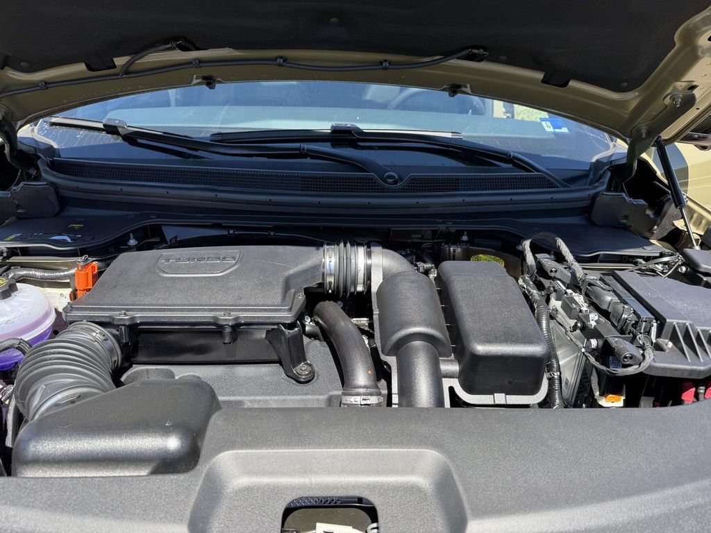 New 2026 Jeep Cherokee Overland w/ Advanced Pro Tech Group AWD/4WD image 13