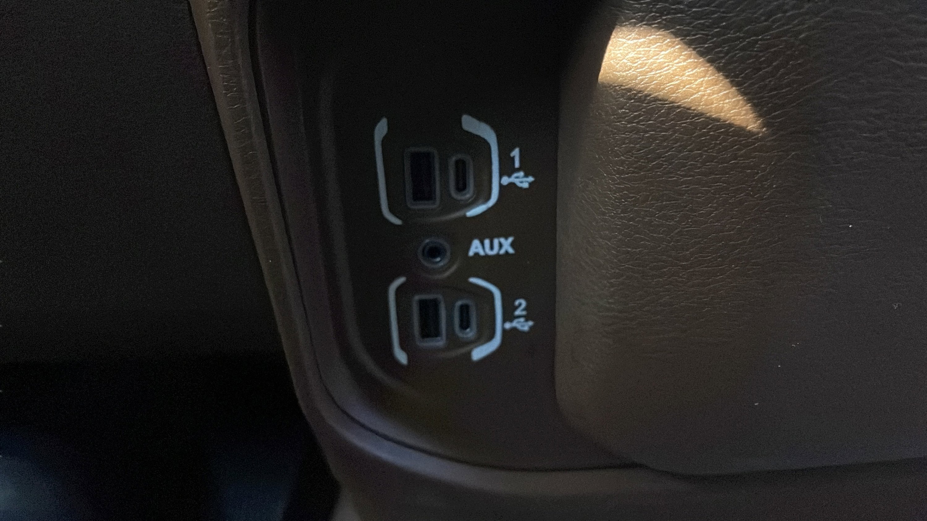 Used 2019 RAM 2500 Laramie image 35