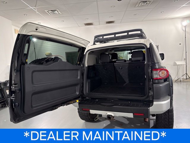 Used 2012 Toyota FJ Cruiser 4WD w/ Upgrade Pkg image 10