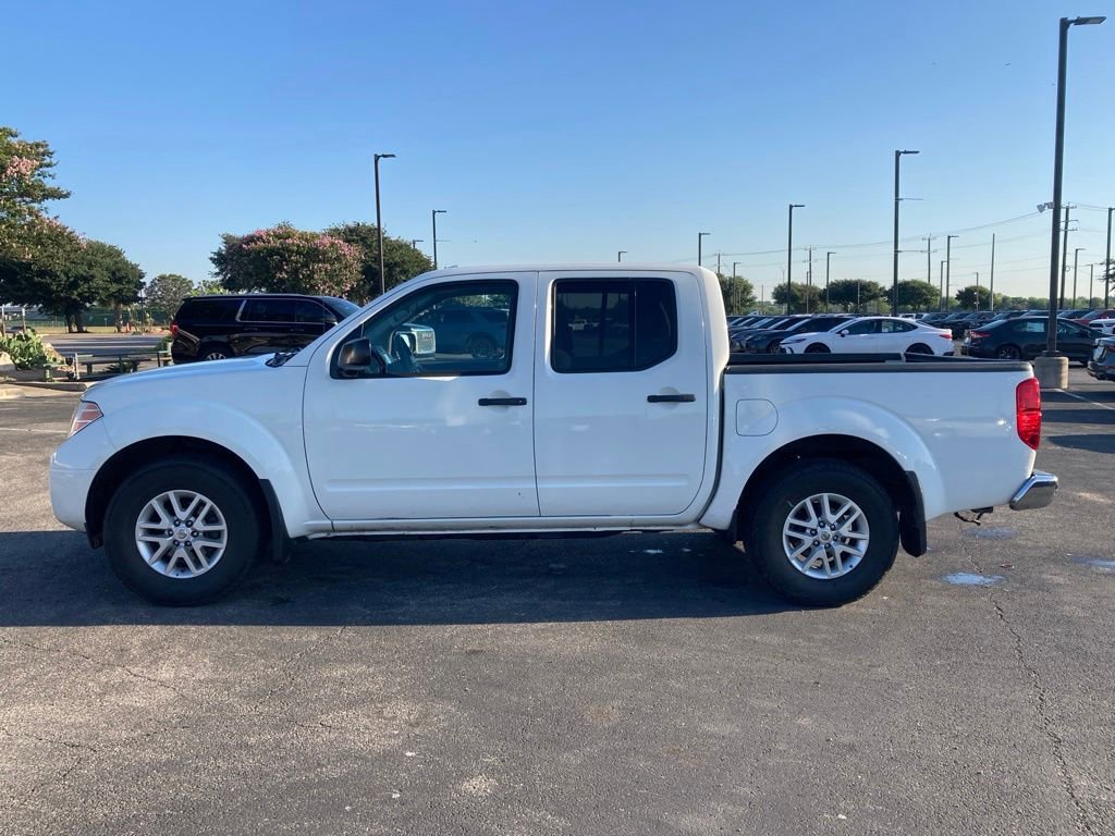 Used 2018 Nissan Frontier SV AWD/4WD image 6
