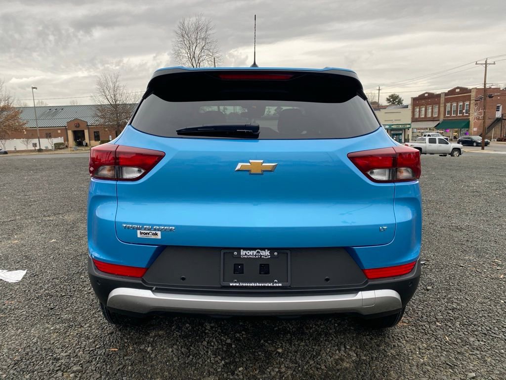 New 2026 Chevrolet TrailBlazer LT w/ Driver Confidence Package FWD image 4