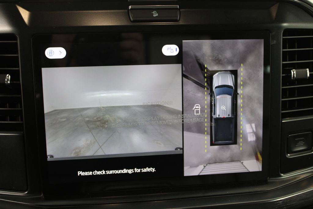 New 2026 Ford F250 Lariat w/ Black Appearance Package image 54