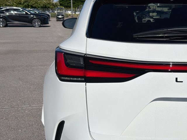 New 2026 Lexus NX 450h+ F Sport AWD/4WD image 10