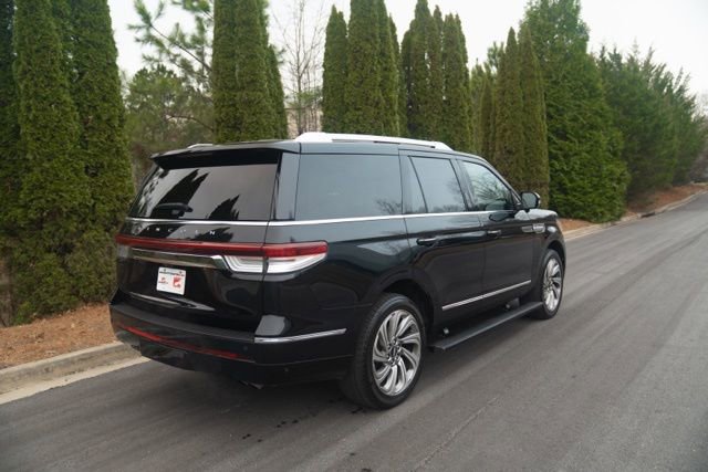 Used 2023 Lincoln Navigator Reserve w/ Equipment Group 201A image 11