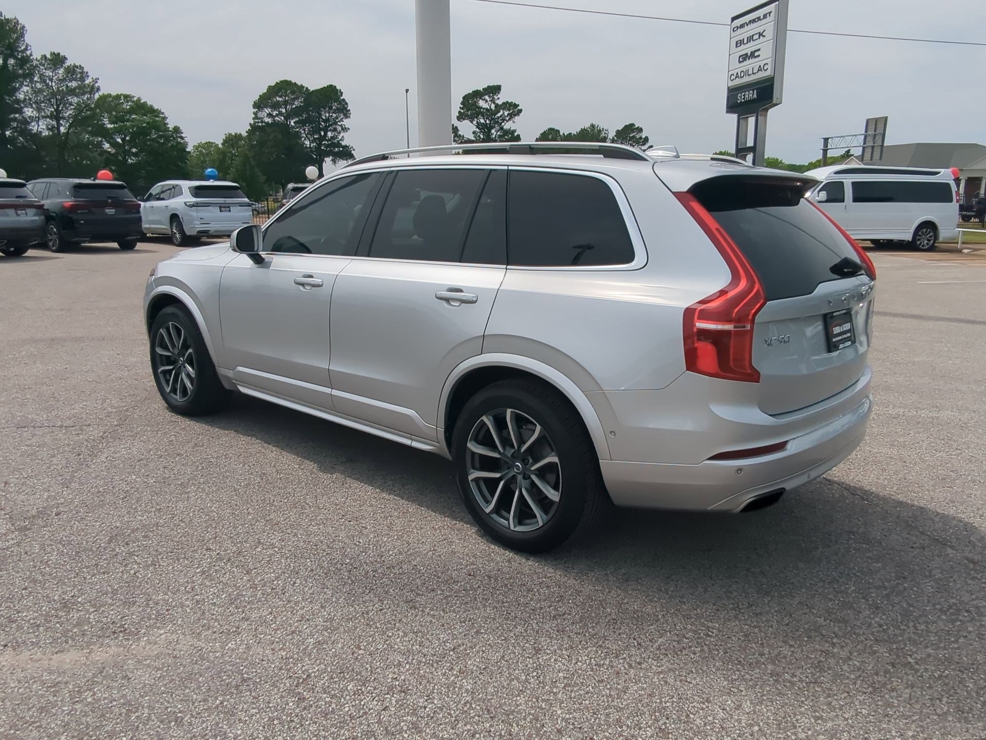 Used 2016 Volvo XC90 T6 Momentum AWD/4WD image 6