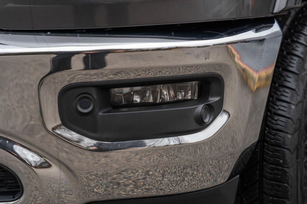 Used 2019 RAM 1500 Laramie image 19