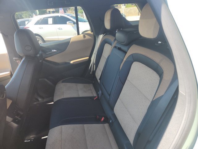 Used 2026 Chevrolet Equinox ACTIV w/ Convenience Package III AWD/4WD image 18