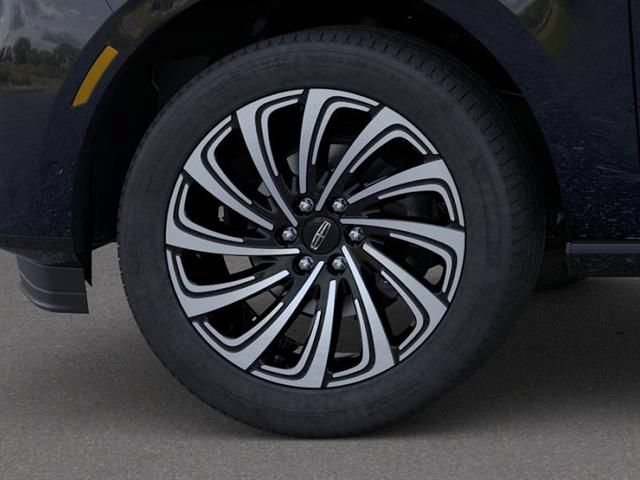 New 2026 Lincoln Navigator L Black Label AWD/4WD image 19