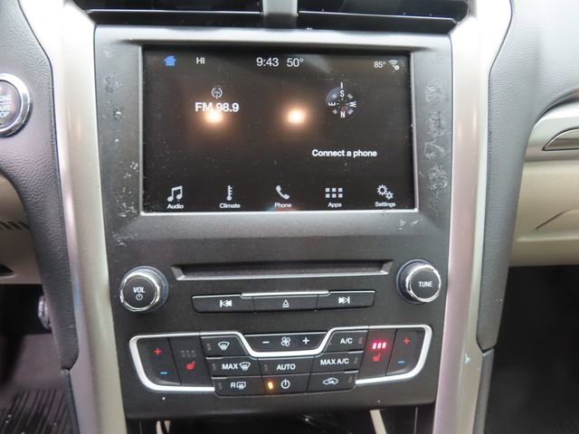 Used 2018 Ford Fusion SE w/ Fusion SE Technology Package image 33