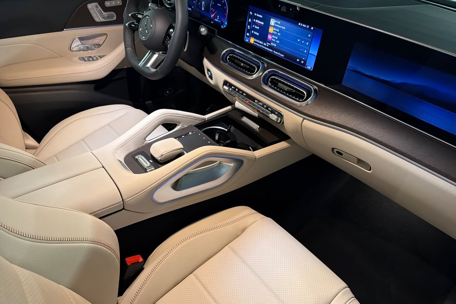 New 2027 Mercedes-Benz GLS 450 4MATIC image 14
