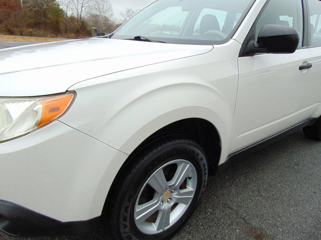 Used 2011 Subaru Forester 2.5X w/ Alloy Wheel Value Pkg image 27
