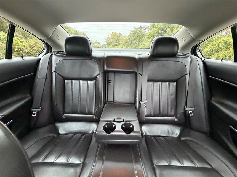 Used 2012 Buick Regal Leather FWD image 11
