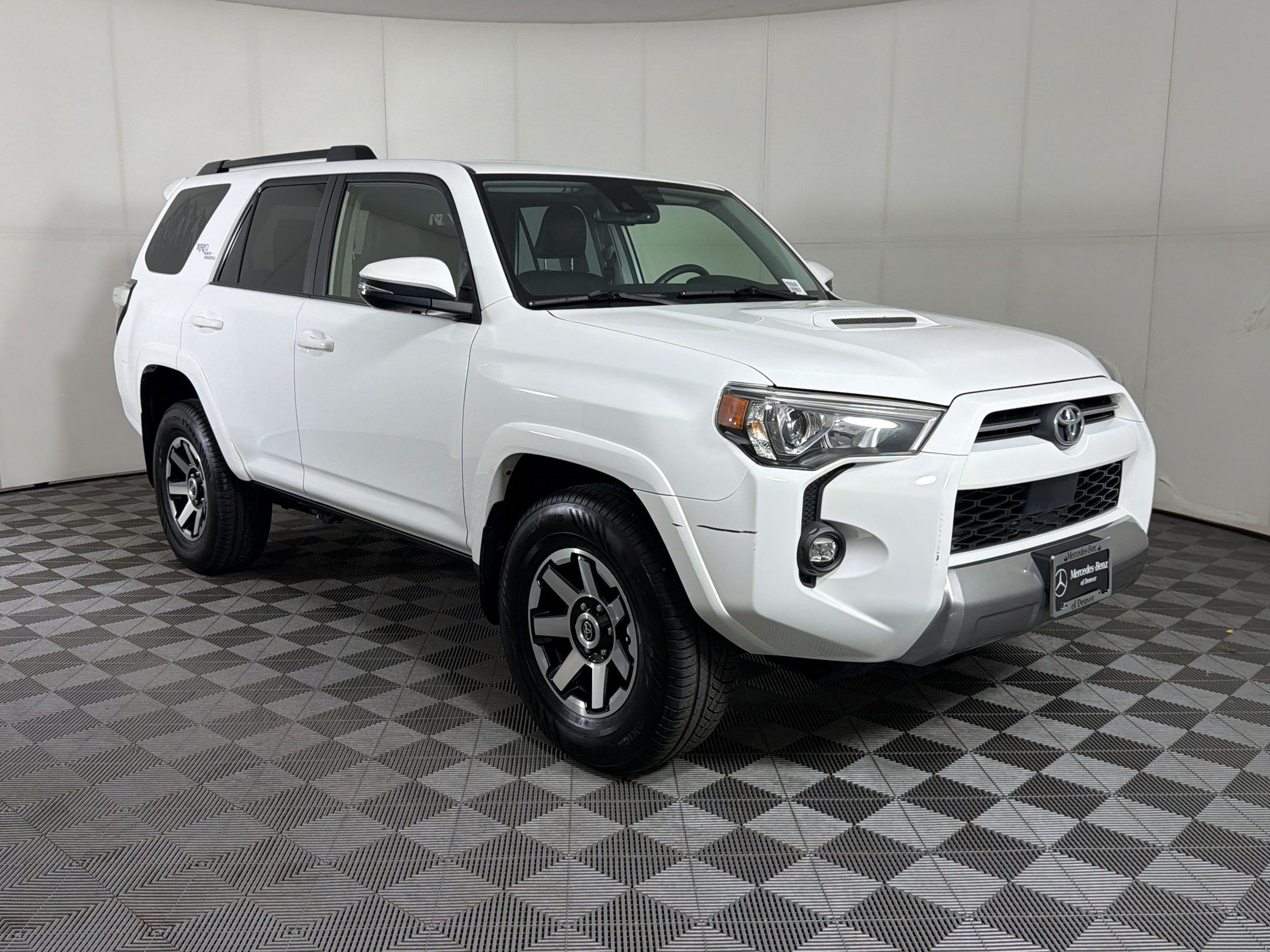 Used 2021 Toyota 4Runner TRD Off-Road Premium w/ Moonroof Package AWD/4WD image 7