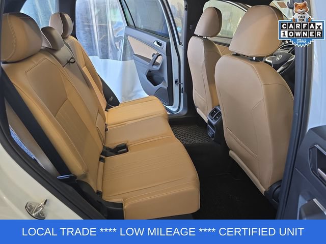 Used 2024 Volkswagen Tiguan SE w/ Panoramic Sunroof Package AWD/4WD image 18