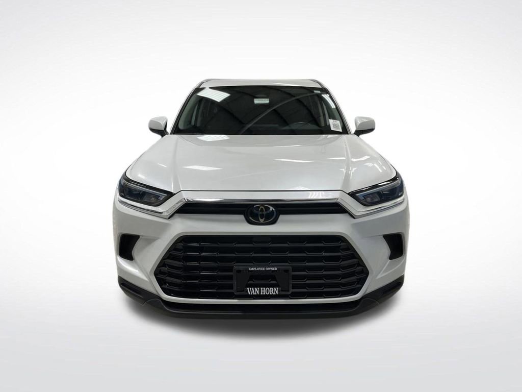 Used 2024 Toyota Grand Highlander XLE image 10