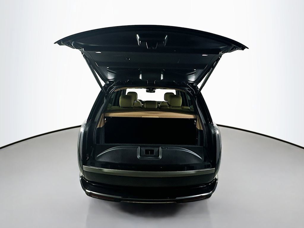 Used 2023 Land Rover Range Rover SE image 28