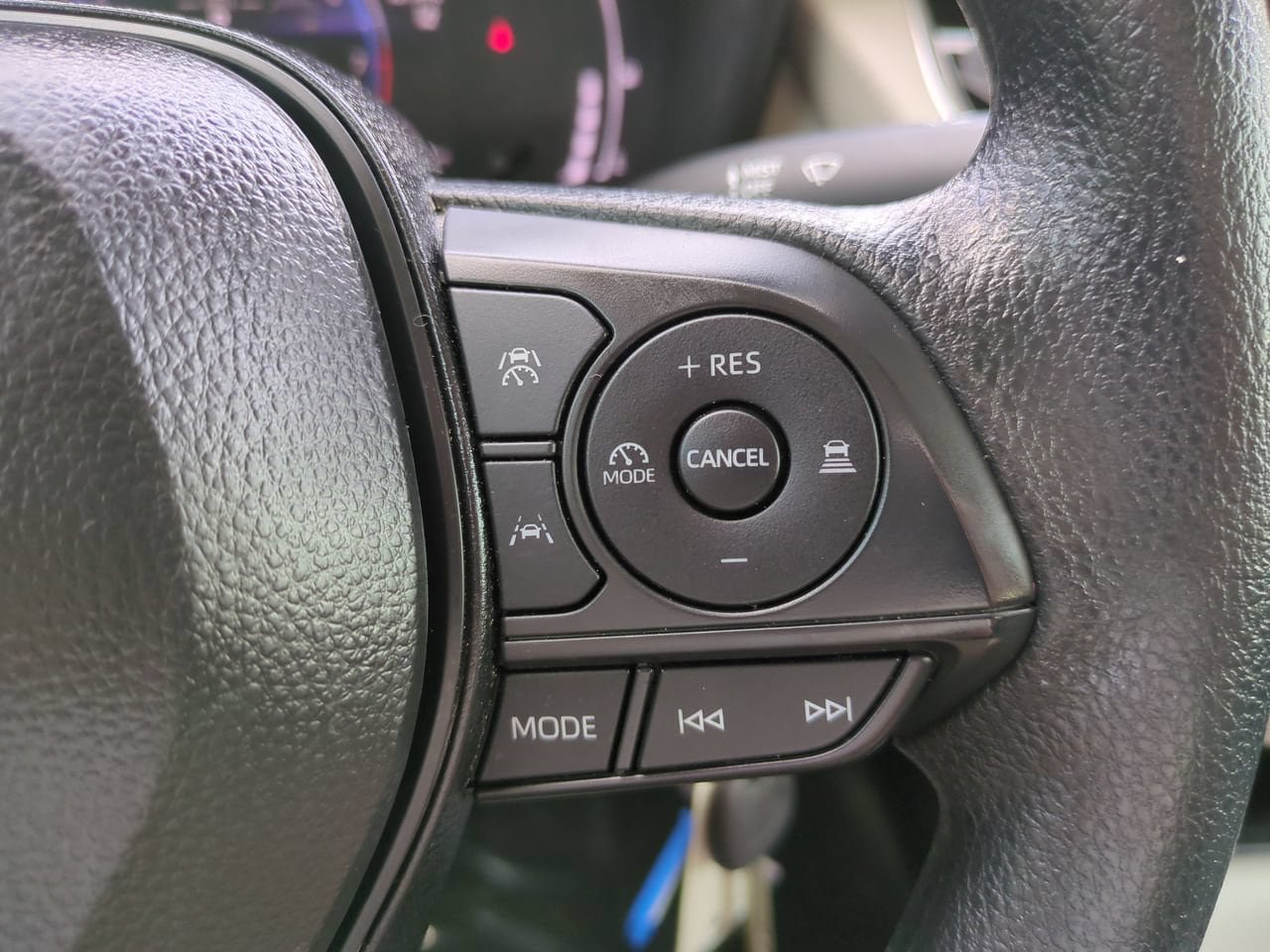 Used 2026 Toyota Corolla LE FWD image 23
