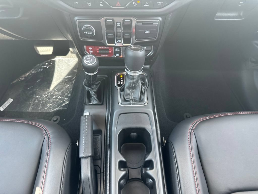 New 2026 Jeep Gladiator Rubicon AWD/4WD image 26