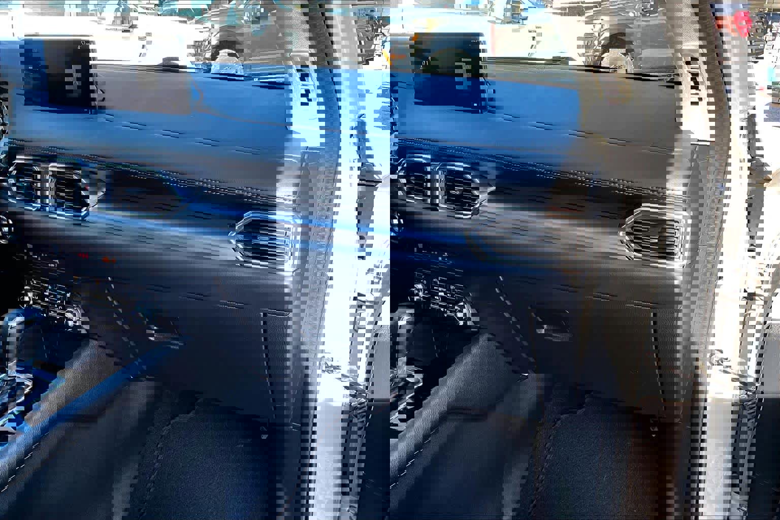 Used 2024 MAZDA CX-5 AWD 2.5 S w/ Select Package image 19