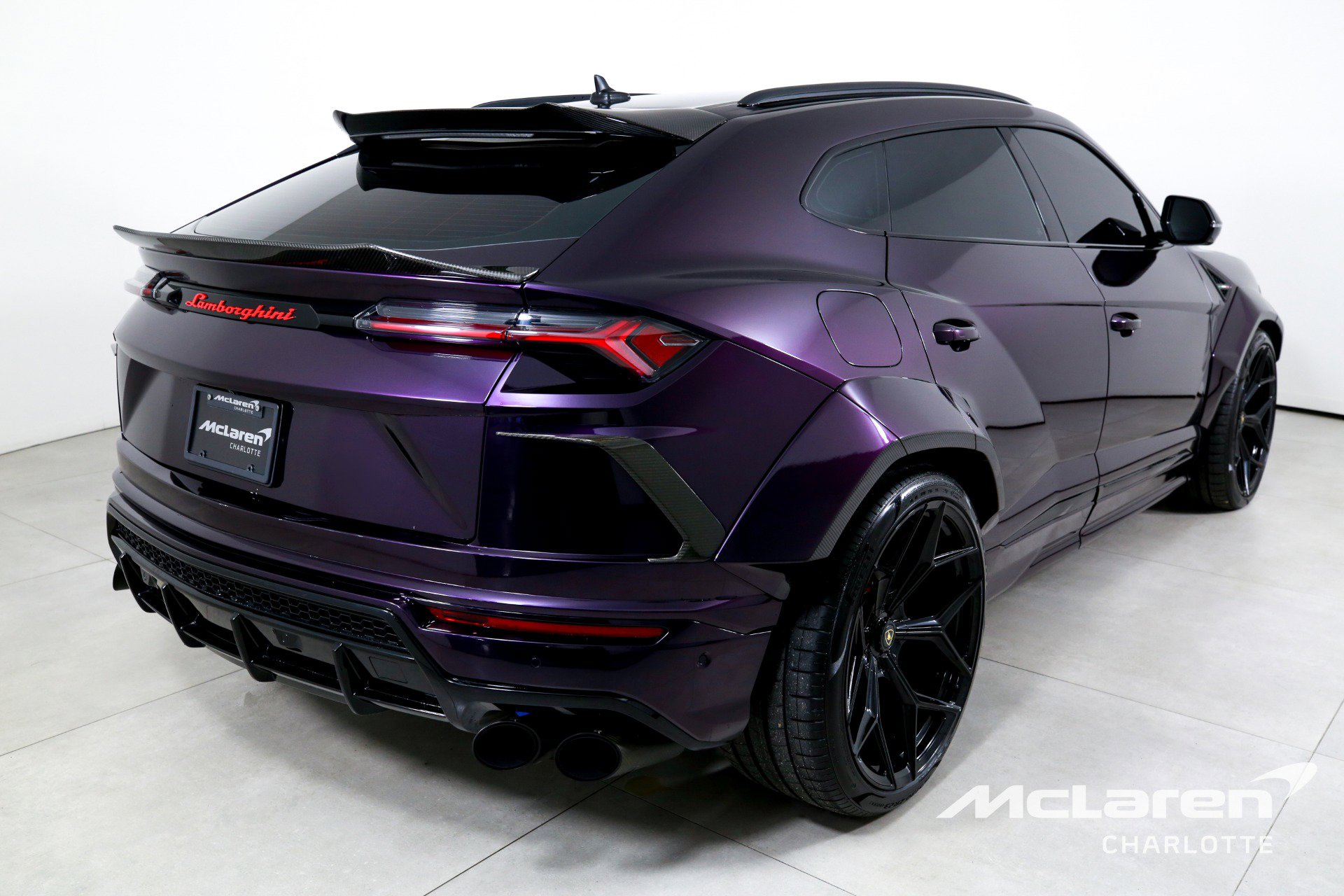 Used 2019 Lamborghini Urus image 8