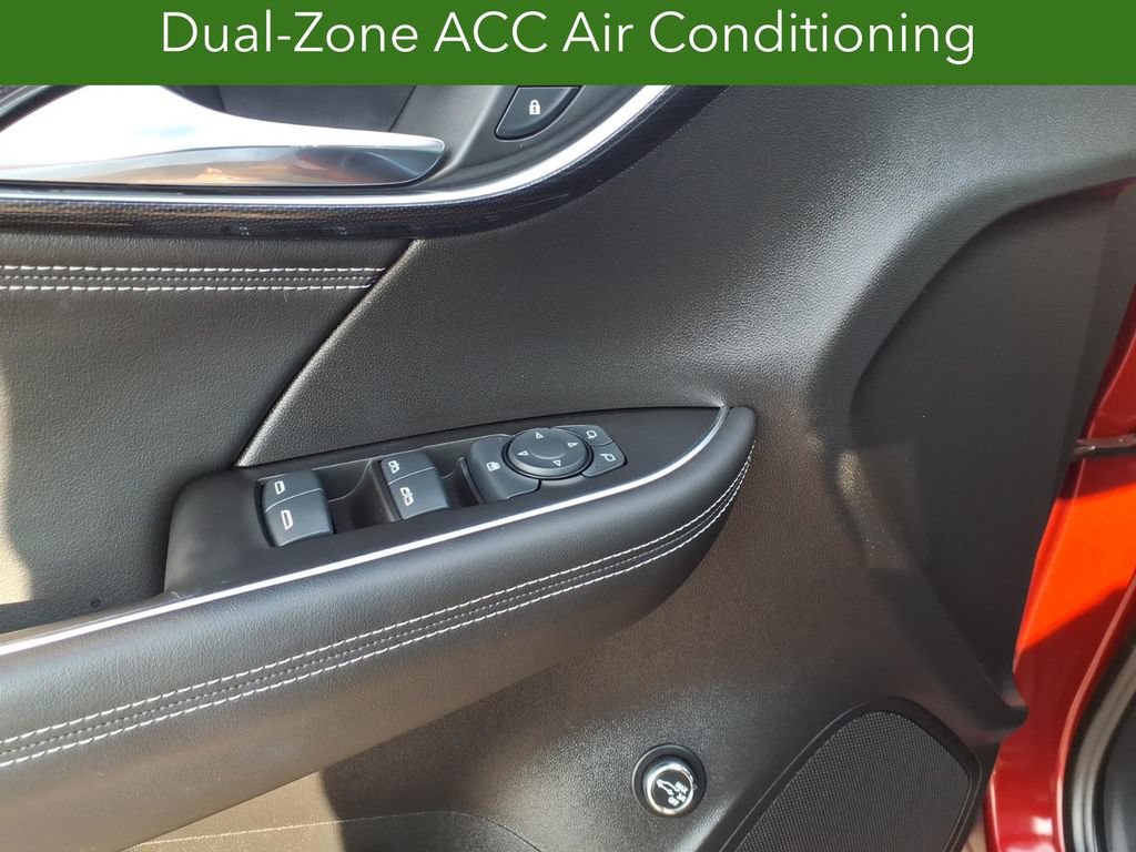 Certified 2022 Buick Envision Preferred FWD image 22
