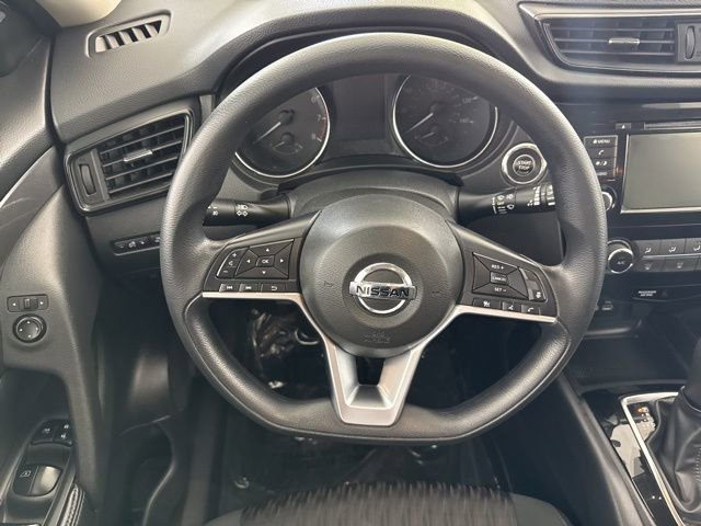Used 2020 Nissan Rogue SV image 23