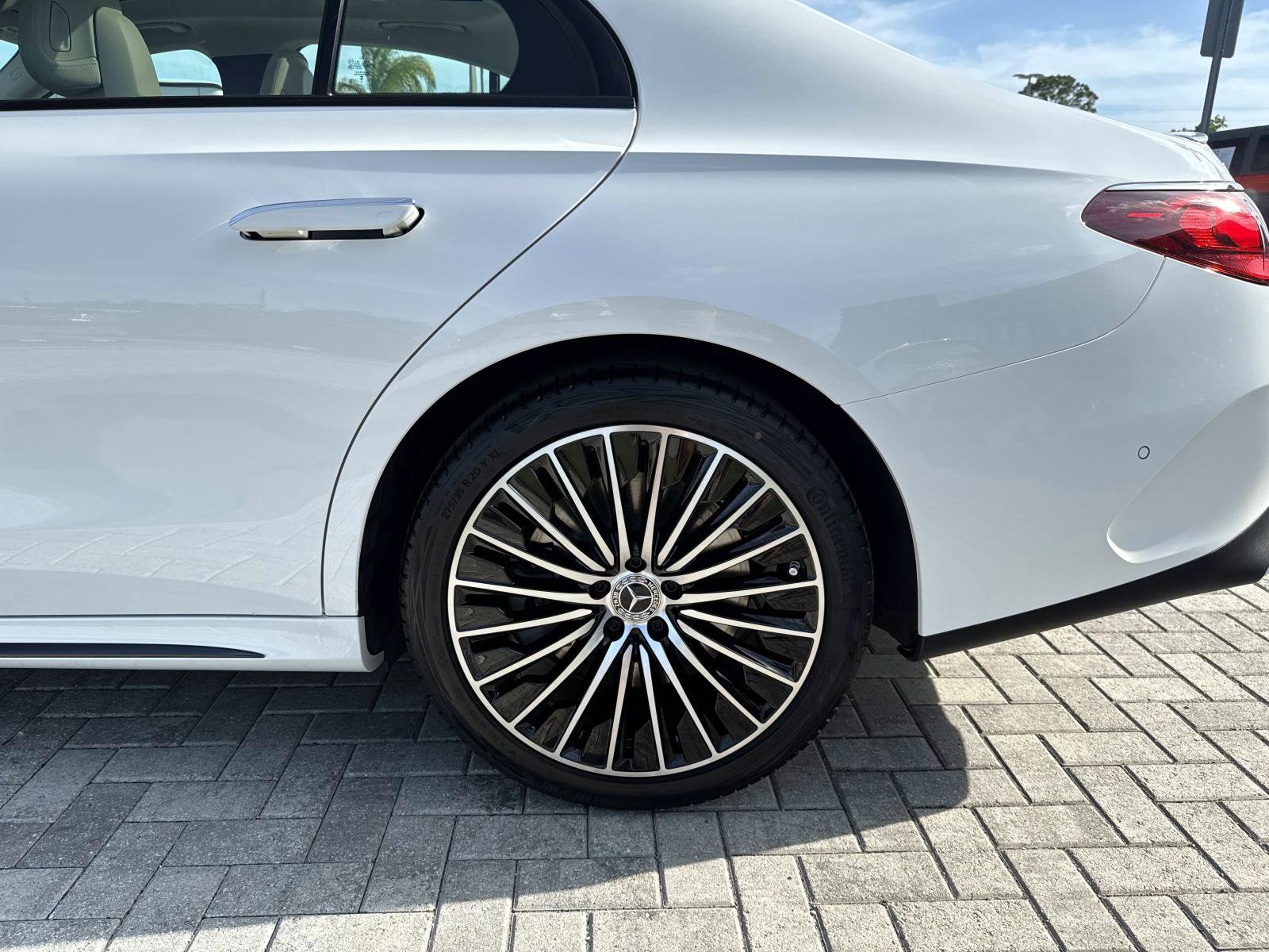 New 2026 Mercedes-Benz E 450 4MATIC Sedan image 10