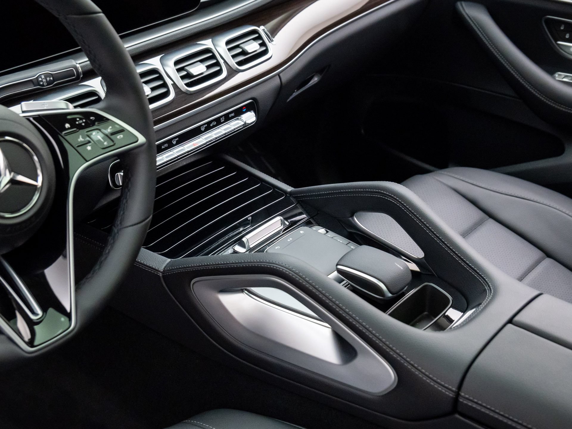 New 2026 Mercedes-Benz GLE 450 4MATIC image 12