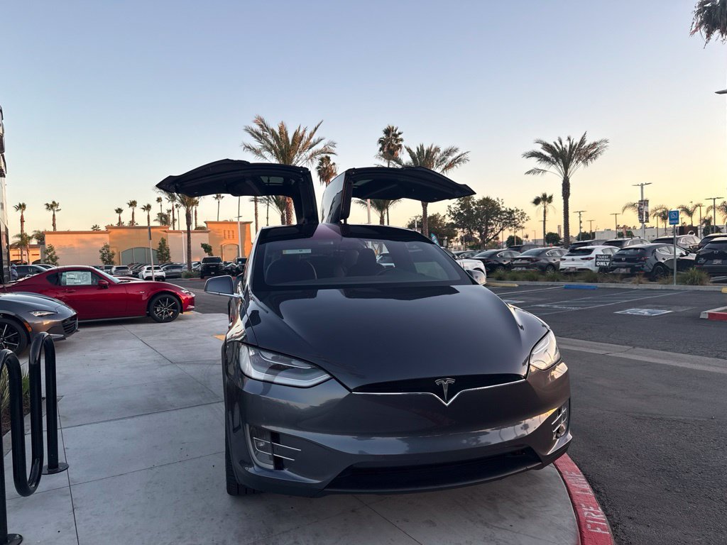 Used 2020 Tesla Model X Performance AWD/4WD image 28