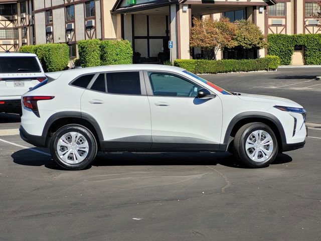 Used 2024 Chevrolet Trax LS FWD image 4