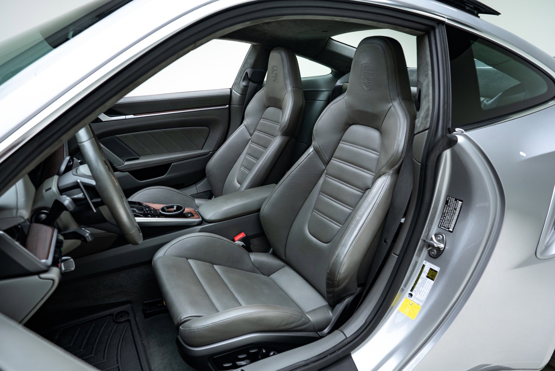 Used 2021 Porsche 911 Turbo S AWD/4WD image 15