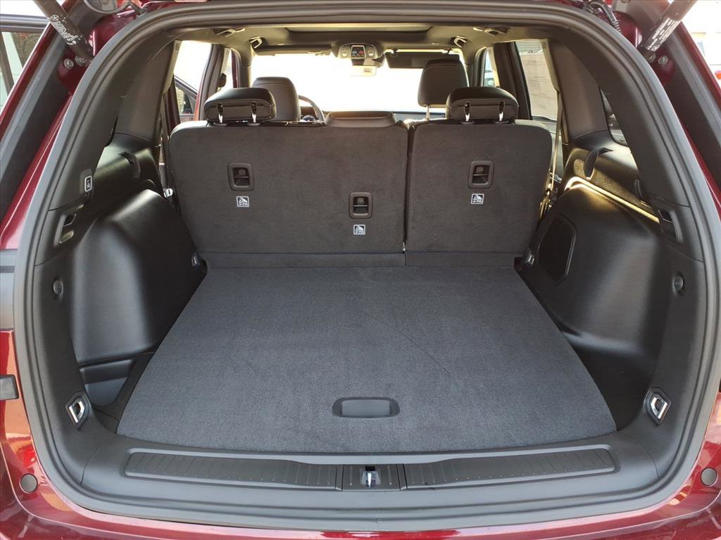 New 2026 Jeep Grand Cherokee Limited image 13