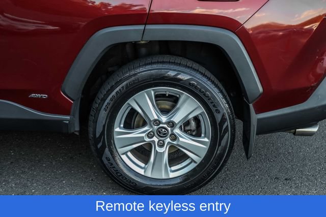 Used 2020 Toyota RAV4 LE w/ All Weather Liner Package AWD/4WD image 16