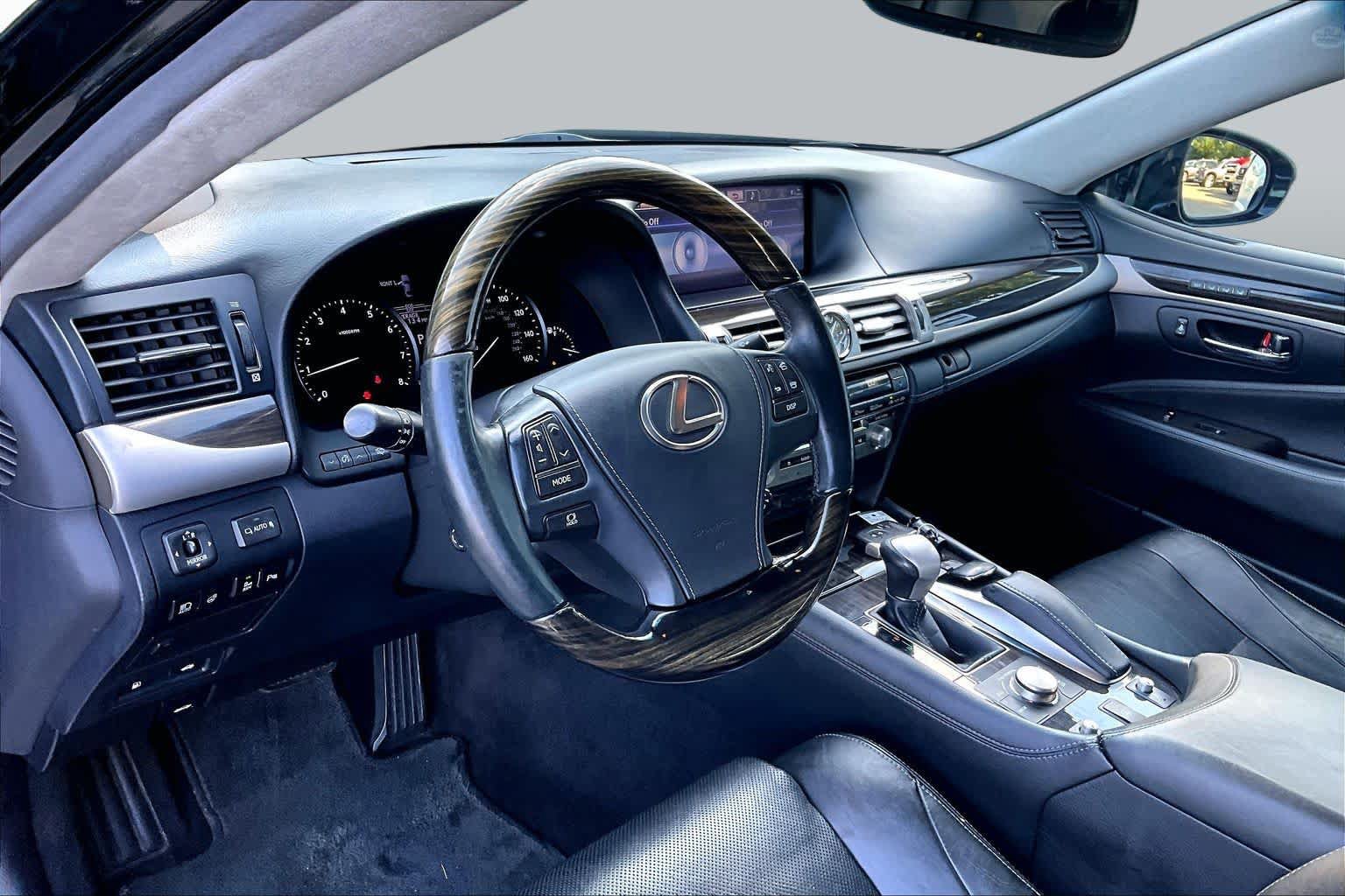 Used 2014 Lexus LS 460 L AWD/4WD image 17