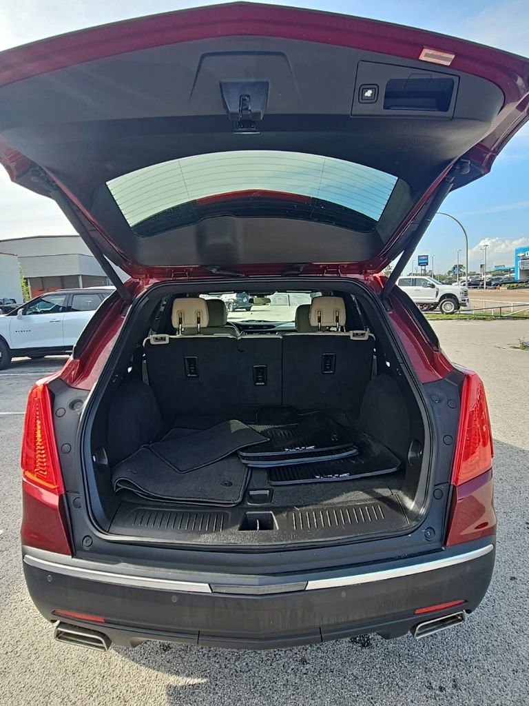Used 2018 Cadillac XT5 FWD image 21