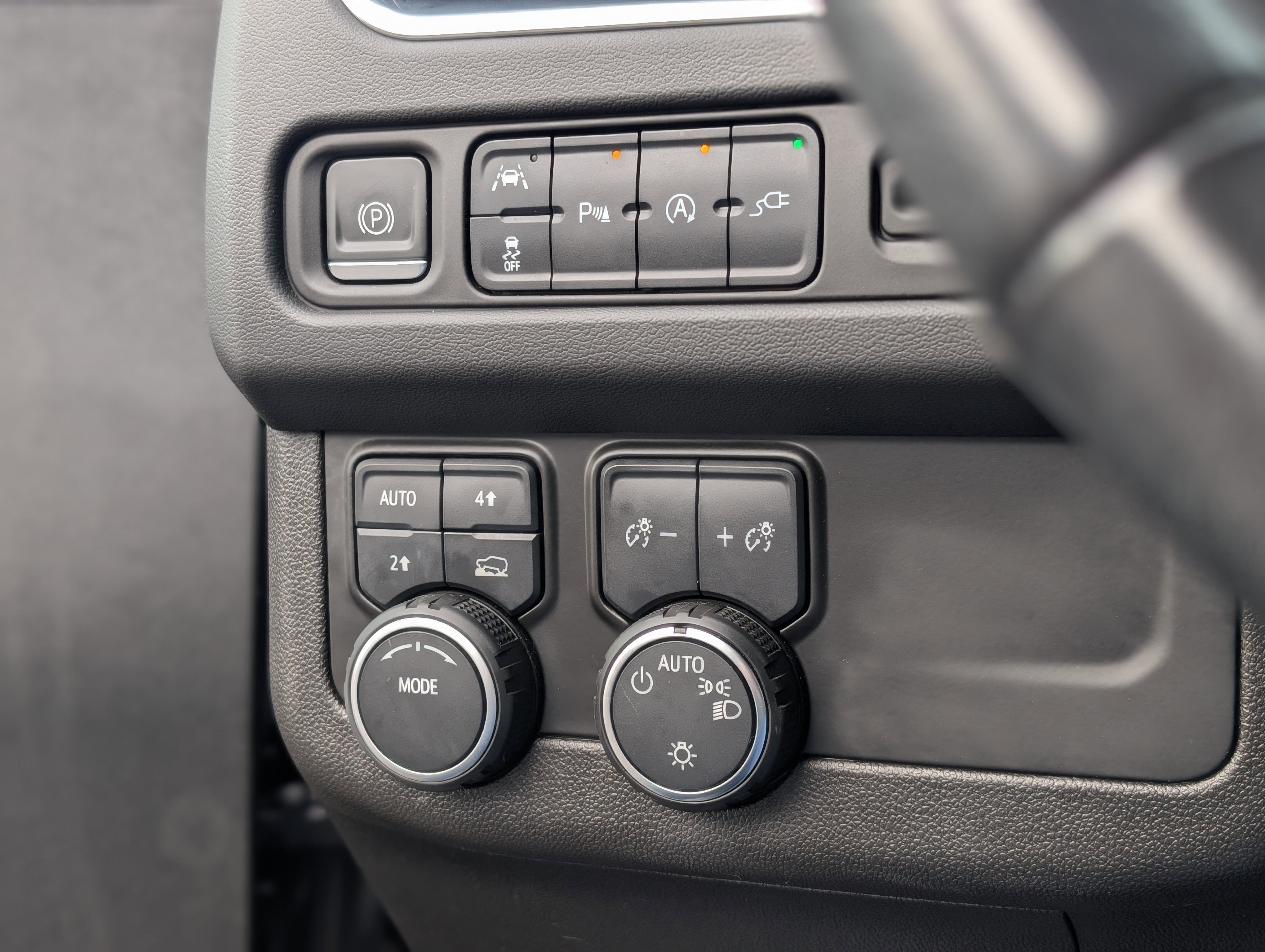 Used 2022 Chevrolet Tahoe LT image 25