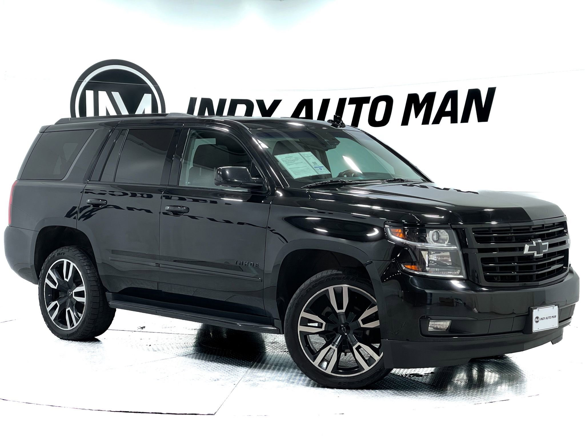 Used 2018 Chevrolet Tahoe Premier AWD/4WD image 2