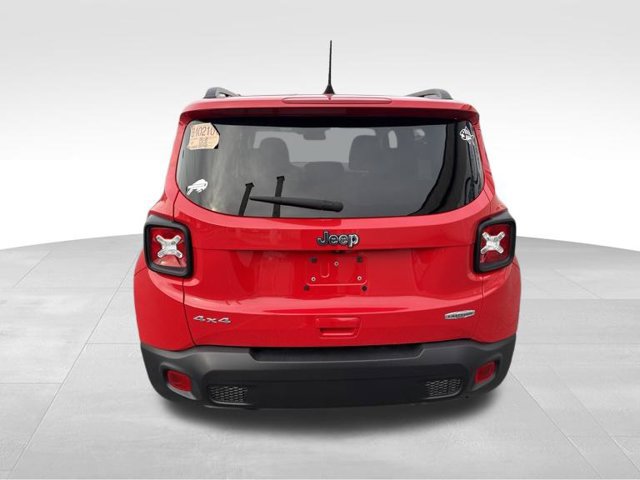 Used 2022 Jeep Renegade Latitude AWD/4WD image 7