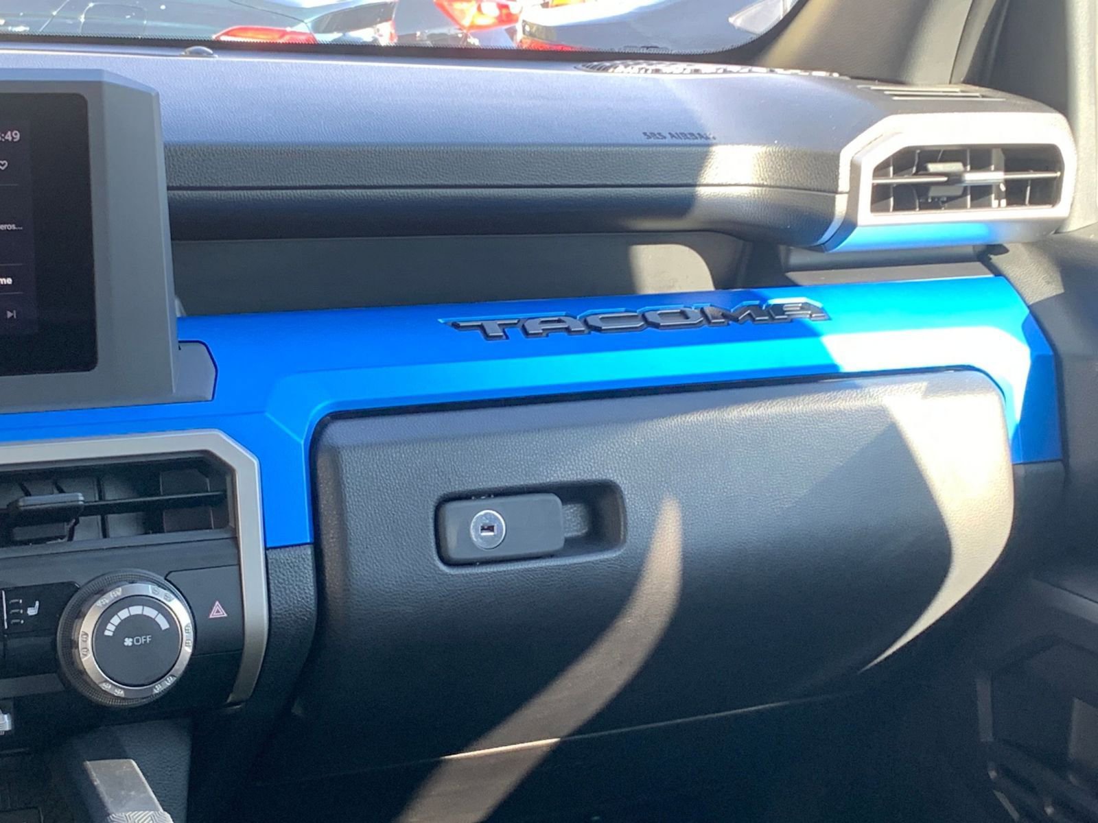 Used 2025 Toyota Tacoma TRD Off-Road image 34