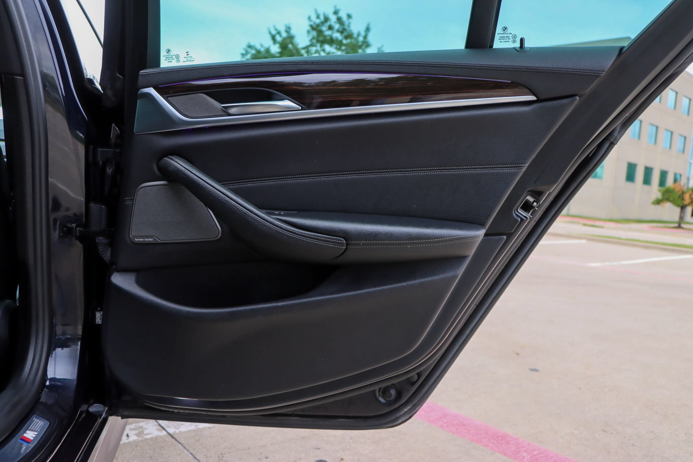 Used 2017 BMW 540i RWD image 11