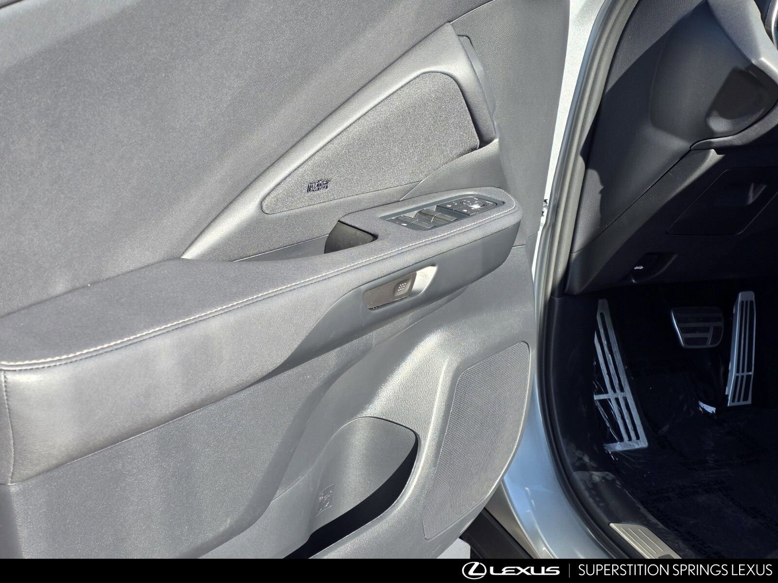 New 2026 Lexus TX 500h AWD image 11