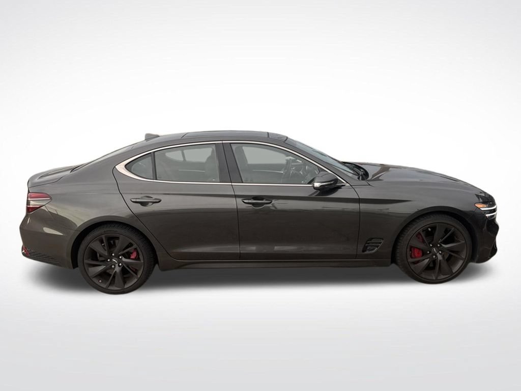 Used 2023 Genesis G70 3.3T w/ Sport Prestige Package RWD image 8
