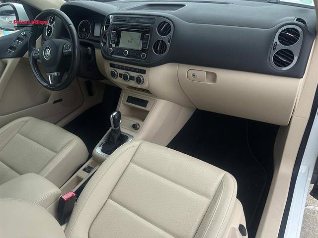 Used 2014 Volkswagen Tiguan SEL FWD image 12