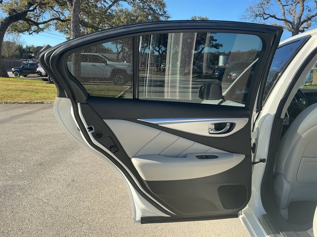 Used 2021 INFINITI Q50 Luxe w/ Seat & Sound Package image 29