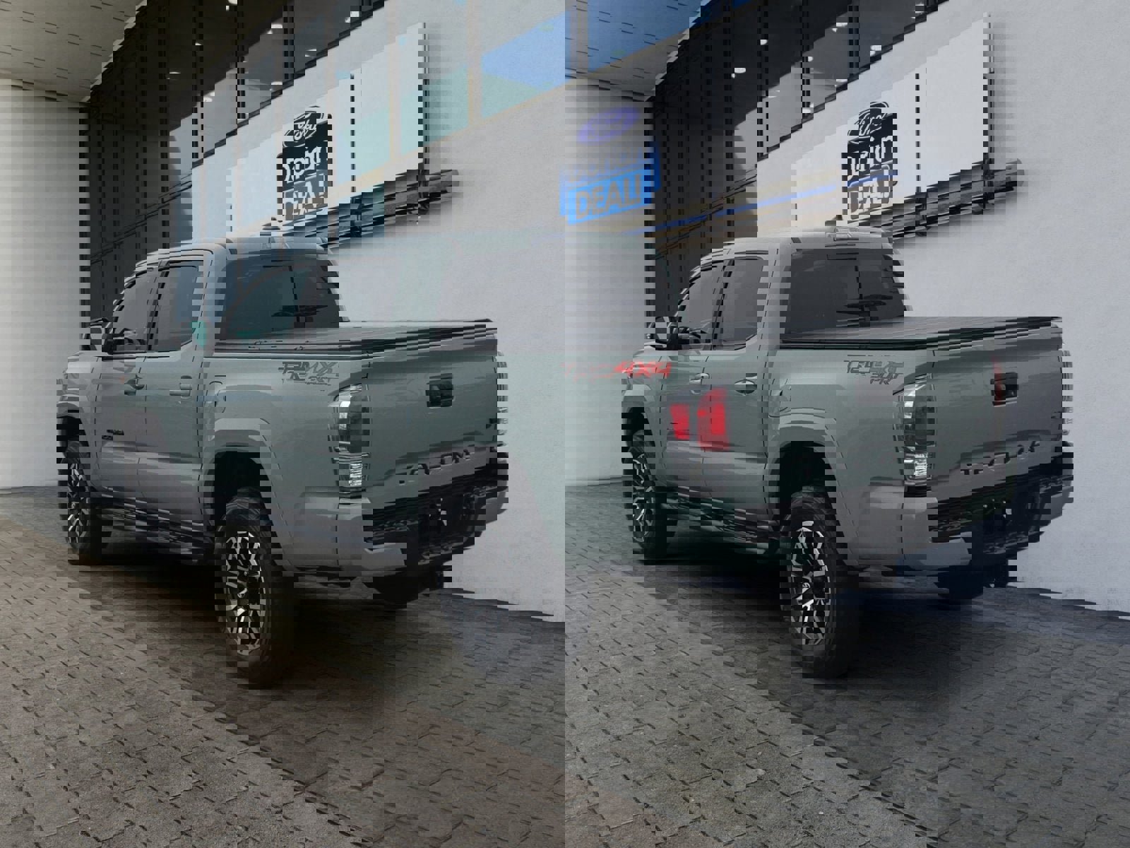 Used 2023 Toyota Tacoma TRD Sport image 5