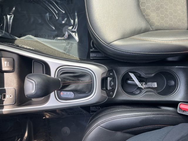 Used 2017 Jeep Compass Latitude w/ Popular Equipment Group FWD image 10