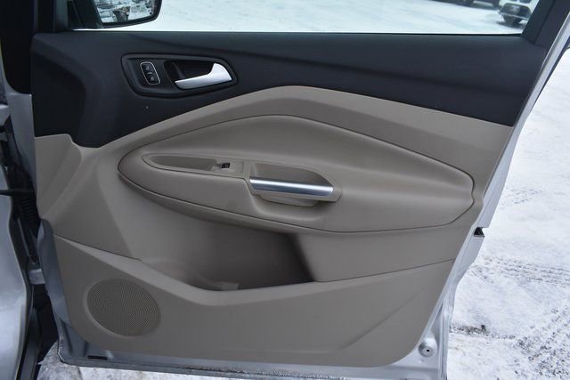 Used 2017 Ford Escape Titanium image 47