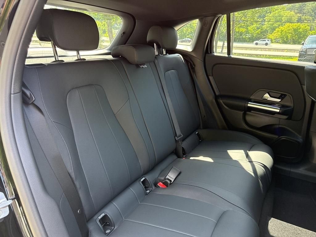 Used 2026 Mercedes-Benz GLA 250 4MATIC image 17