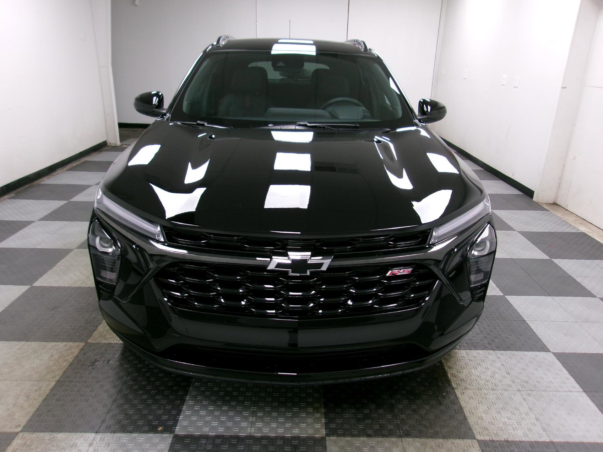 Certified 2024 Chevrolet Trax RS w/ Driver Confidence Package image 15