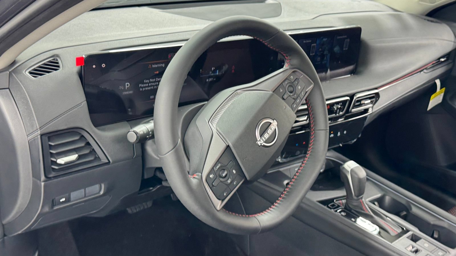 New 2026 Nissan Sentra SR w/ Floor Mat Package FWD image 32